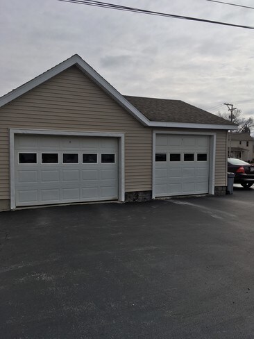 Building Photo - 303 Washington St