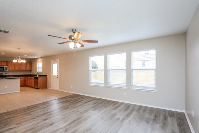 Building Photo - 13856 Sonterra Ranch Rd