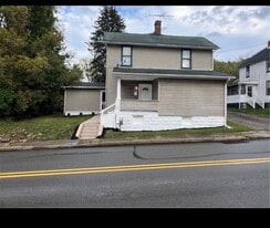 Building Photo - 226 N Cascade St