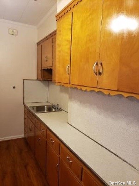 Building Photo - 60-19 Menahan St