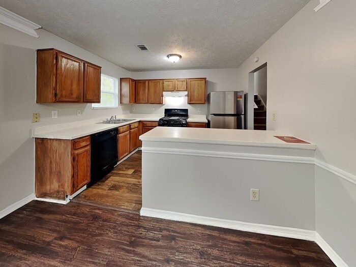 Building Photo - 350 Kimberly Forest Ct