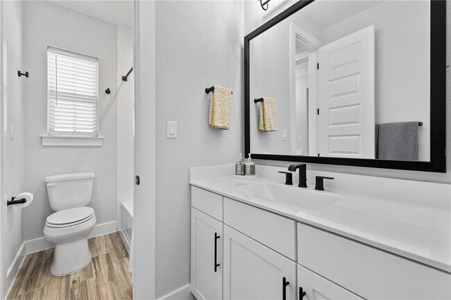 Building Photo - 1363 Hazy Hills Loop