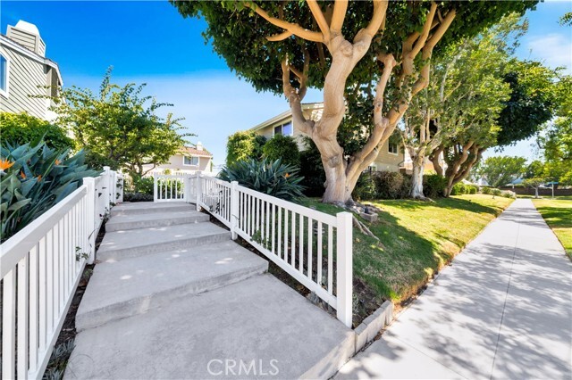 Building Photo - 24709 Santa Clara Ave
