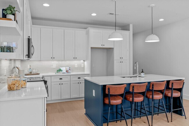 Building Photo - New Construction 4BD, 3.5BA End-Unit Ralei...