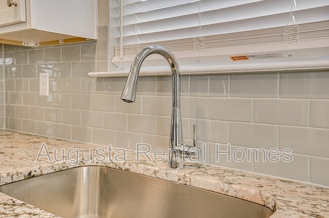 Building Photo - 7158 Foggy River Dr