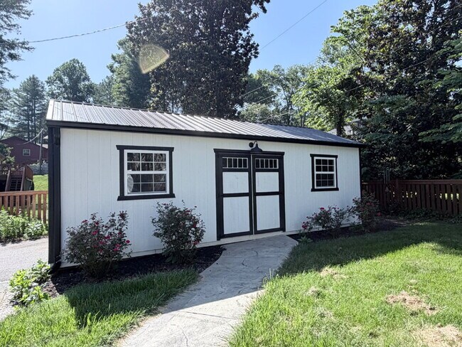 Building Photo - Updated 3BR Home in Beaver Lake | Fenced Yard, Garage, Covered Porch & Outdoor Fireplace | Pet Fr...