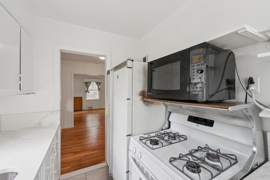 Building Photo - 4603 Knox Rd