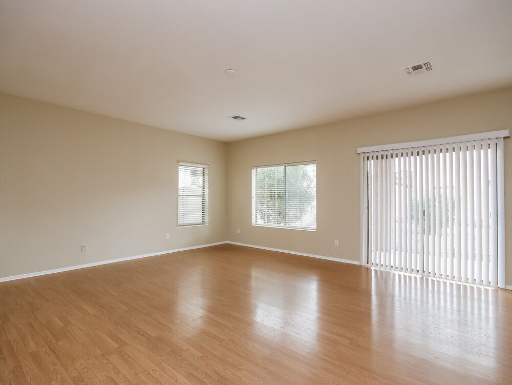Building Photo - 17606 W Bridger St