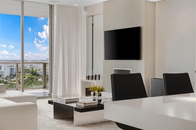 Building Photo - 9701 Collins Ave