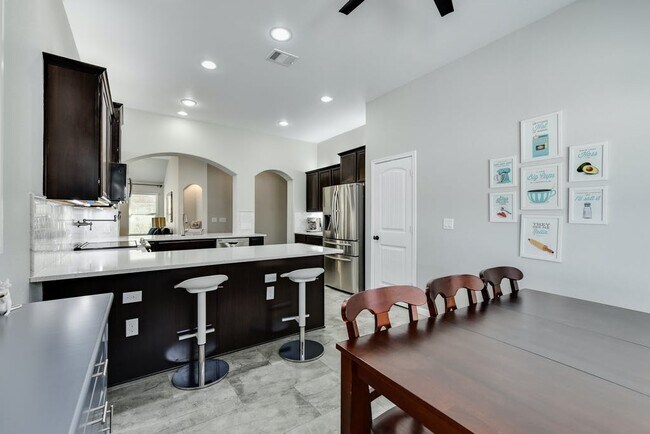 Building Photo - 808 Bryce Canyon Dr