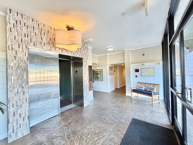 Building Photo - 1-Bedroom + 1 Bathroom Condo | Channel Islands Waterfront | Monthly Furnished Rental