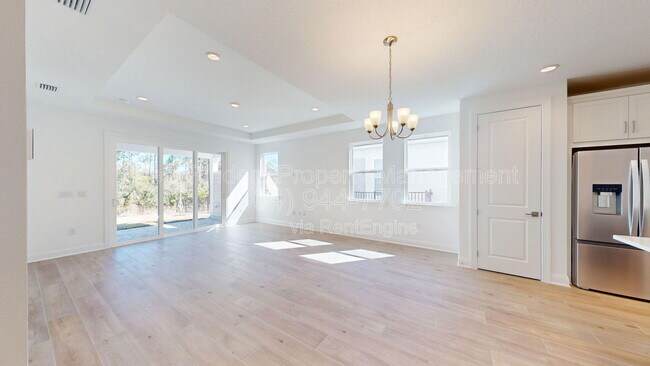 Building Photo - 156 Latham Dr