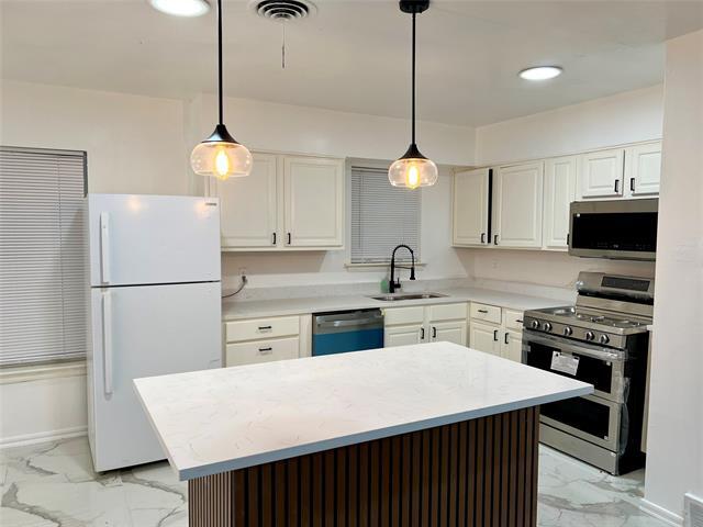 Building Photo - 2529 Rutgers Dr