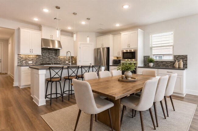 Building Photo - 779 Founders Ridge