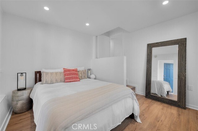 Building Photo - 225 42nd St