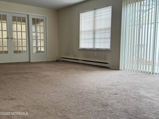 Building Photo - 561B Malvern Ct