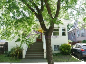 Building Photo - Unique 3 Bed 2 Bath 1,359 Sq. Ft. Midtown ...
