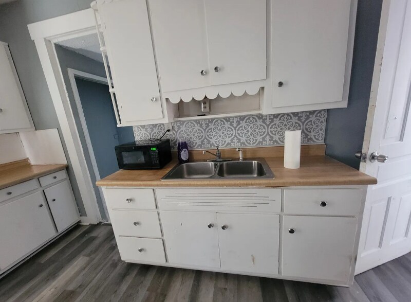 Building Photo - 35 Burlington Ave