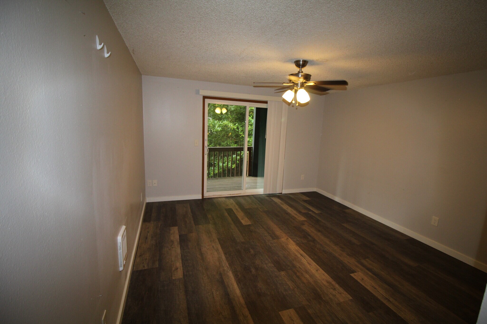 Bedroom - 4614 Lower Dr