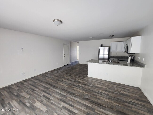 Building Photo - 158 W Taylor Ave