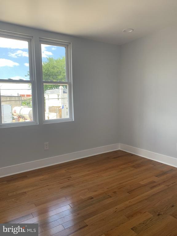 Building Photo - 3711 Richmond St