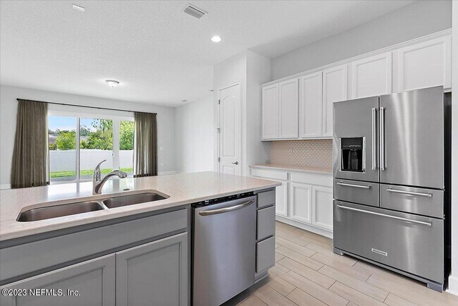 Building Photo - 1741 Sandy Creek Pkwy