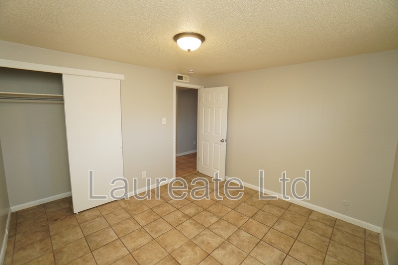 Building Photo - 1124 Rosemary St