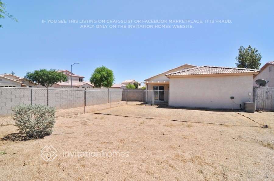 Building Photo - 13988 N 132nd Ct