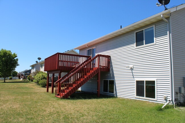 Backyard - 436 23rd Ave N