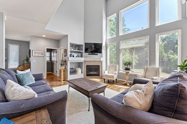 Building Photo - 4172 S Deframe Ct