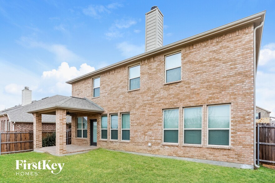 Building Photo - 150 Cameron Dr