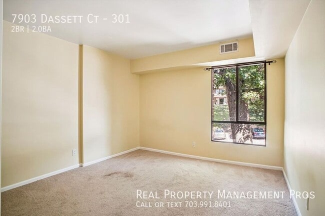 Building Photo - 7903 Dassett Ct