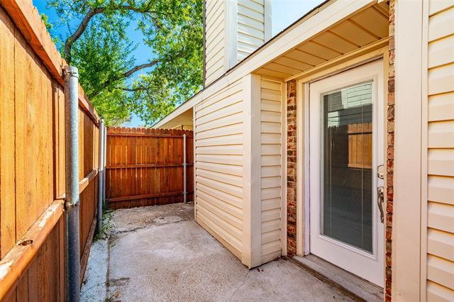 Building Photo - 2302 Carol Good Ln