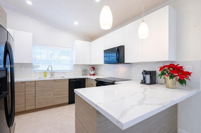 Building Photo - 11291 SW 62nd Terrace