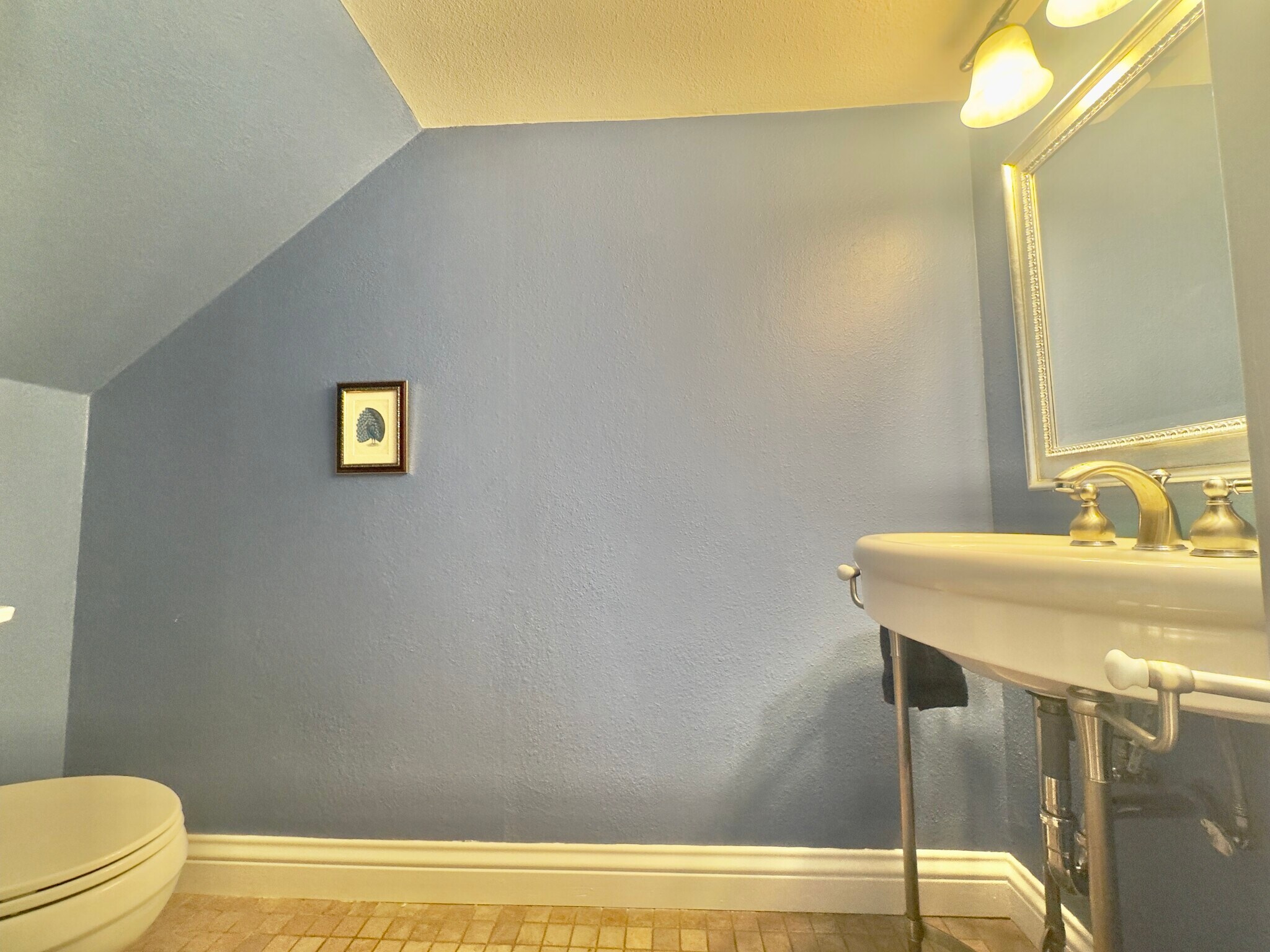 Building Photo - 538 Chetwood St