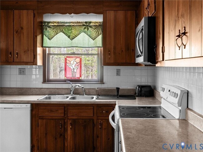 Building Photo - 2217 Mountain View Rd