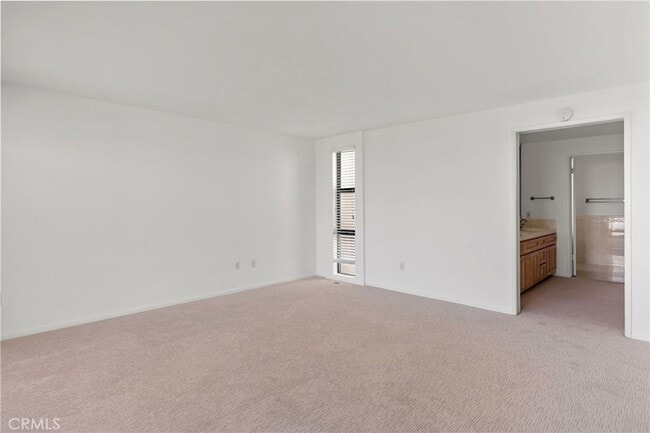 Building Photo - 972 Via Rincon