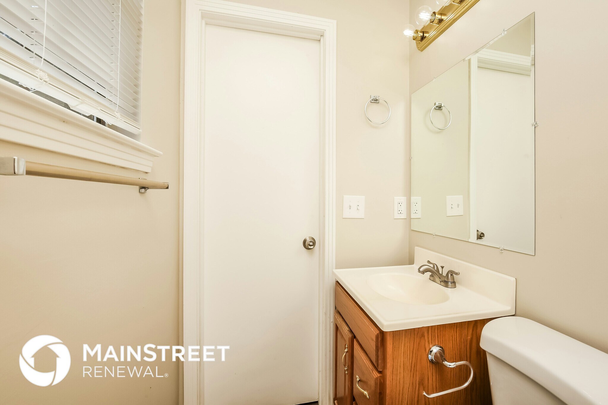 Building Photo - 637 Rehnea Dr