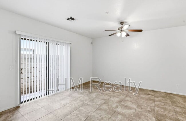 Building Photo - 15818 N 25th St