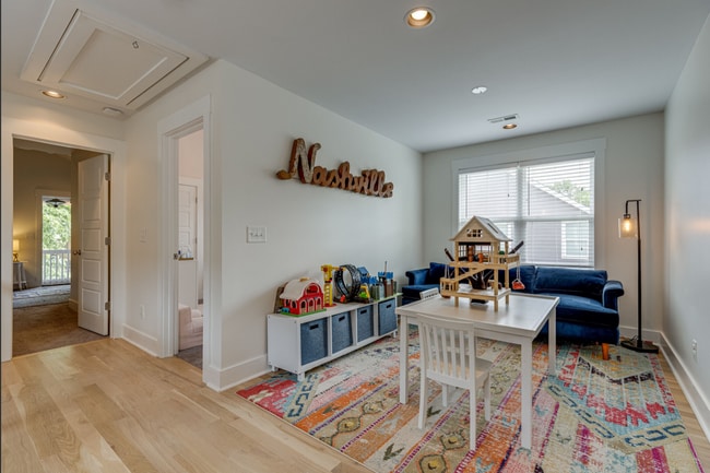 Building Photo - 2405 Chapel Ave