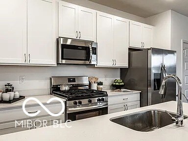 Building Photo - 6558 Hawthorne Dr