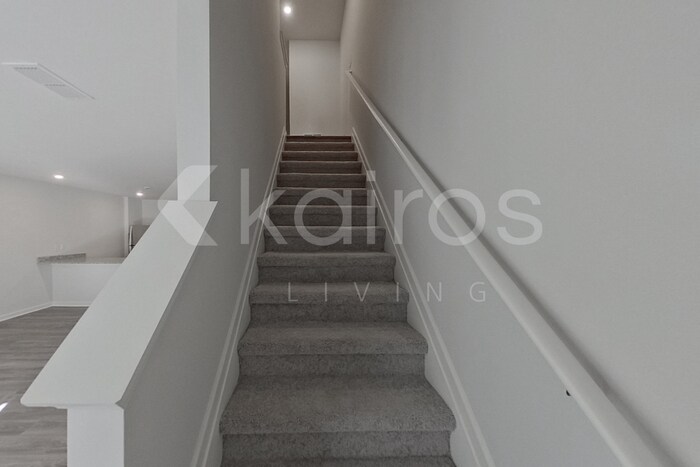 Building Photo - 312 Ironwood Ct