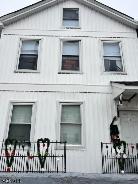 Building Photo - 12 Seeley St