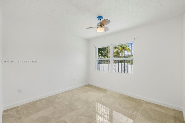 Building Photo - 622 NW 11th St