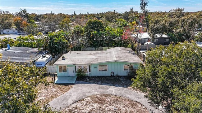 Building Photo - 7250 12th Ave N