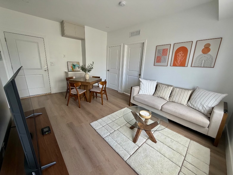 Building Photo - 1619 Jefferson Ave