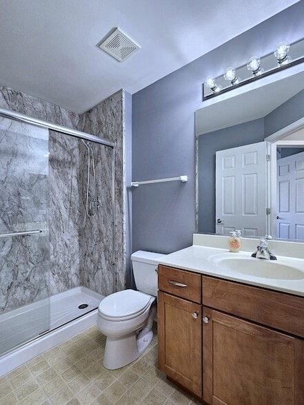 Building Photo - 464 Lancaster Dr