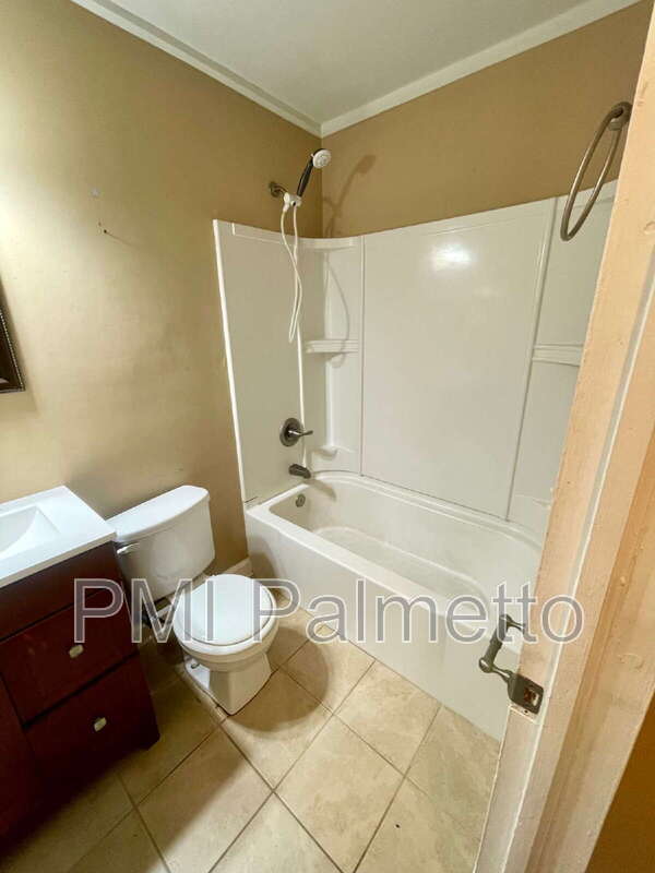 Building Photo - 241 Vallejo Cir