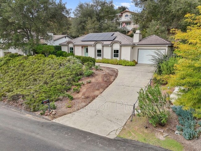 Building Photo - 10204 Lake Meadow Ln