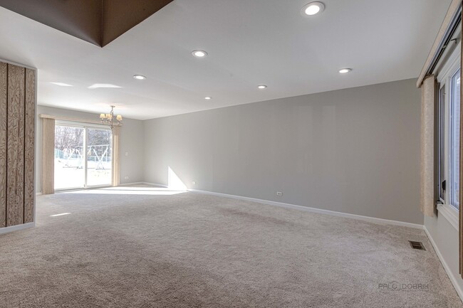 Building Photo - 36 Monterey Dr
